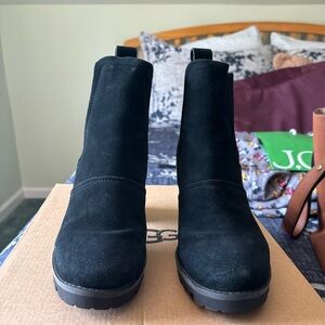 UGG ankle bootie